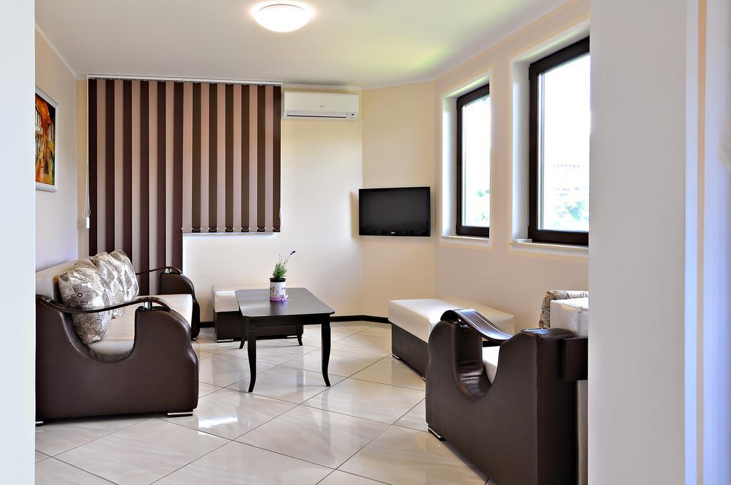 St George Apartment Veliko Tŭrnovo Exterior photo